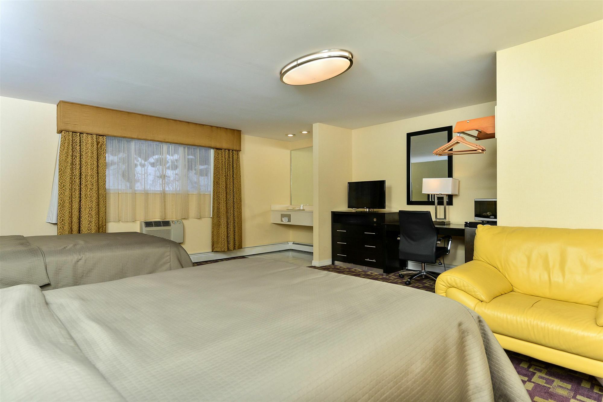 Americas Best Value Inn Providence-North Scituate Exterior photo
